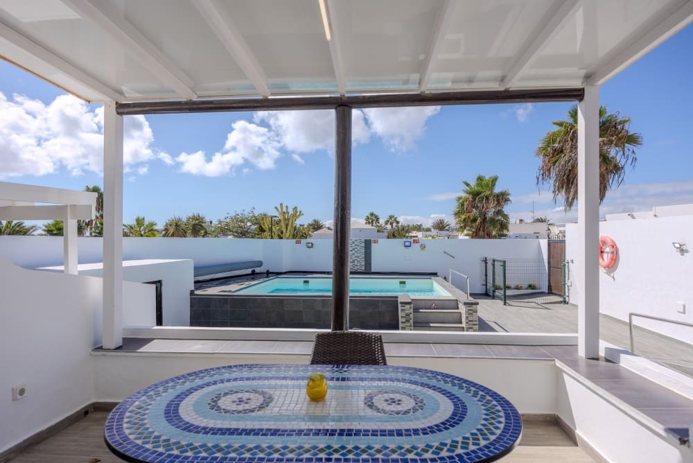 2 Zimmer Villa zu verkaufen in Playa Blanca mit Pool - 415.000 € (Ref: 9458480)