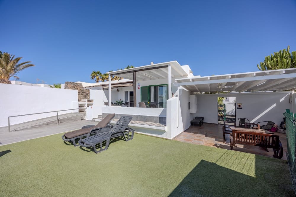 2 Zimmer Villa zu verkaufen in Playa Blanca mit Pool - 415.000 € (Ref: 9458480)