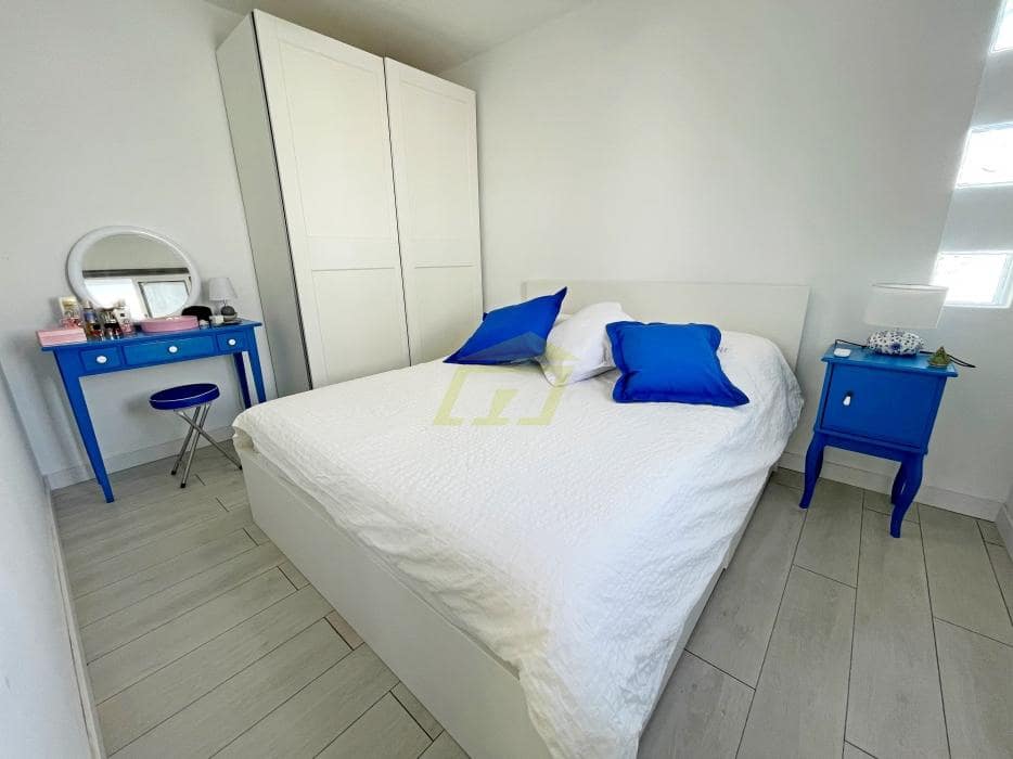 3 bedroom Villa for sale in Playa Blanca with pool - € 497,000 (Ref: 9458482)