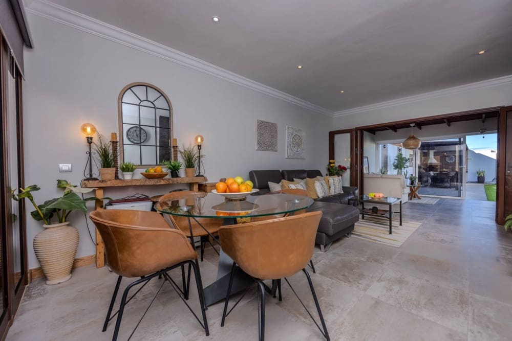 3 Zimmer Villa zu verkaufen in Playa Blanca mit Pool - 715.000 € (Ref: 9458483)