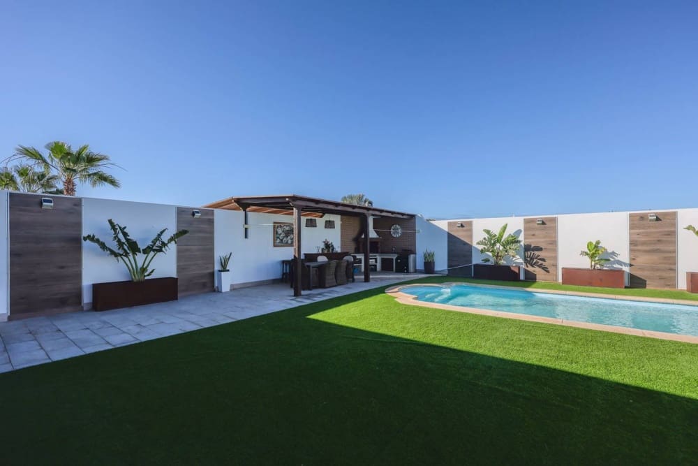 3 Zimmer Villa zu verkaufen in Playa Blanca mit Pool - 715.000 € (Ref: 9458483)
