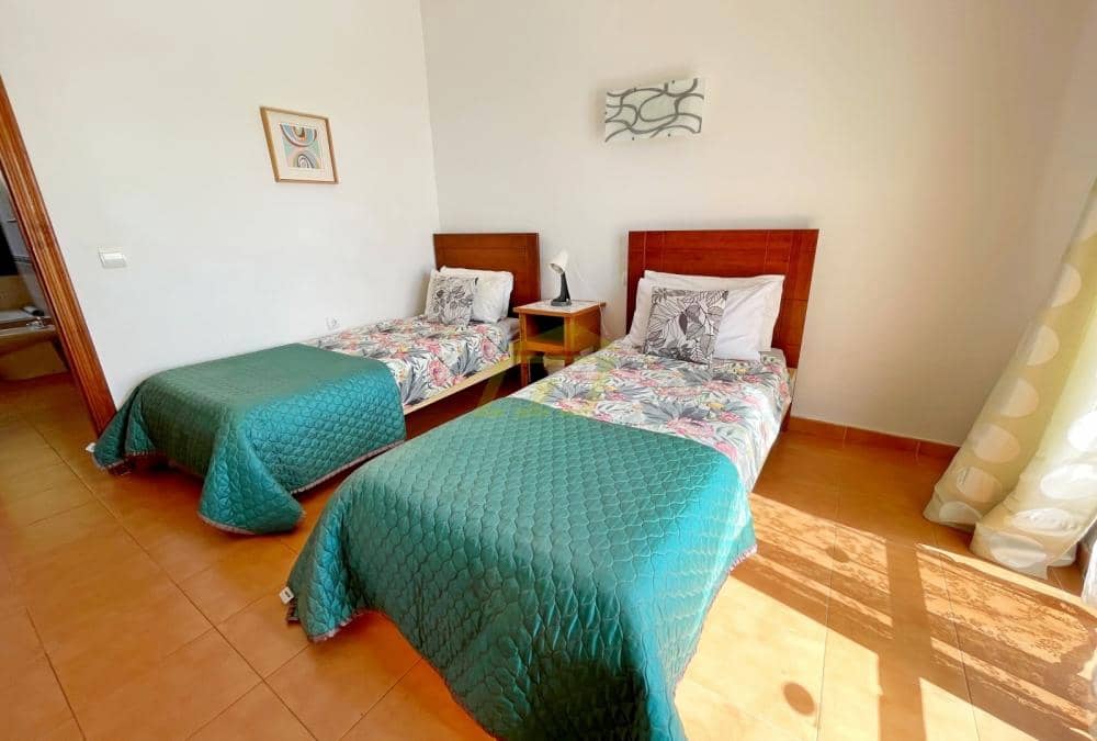 3 quarto Moradia para venda em Playa Blanca com piscina - 525 000 € (Ref: 9458486)