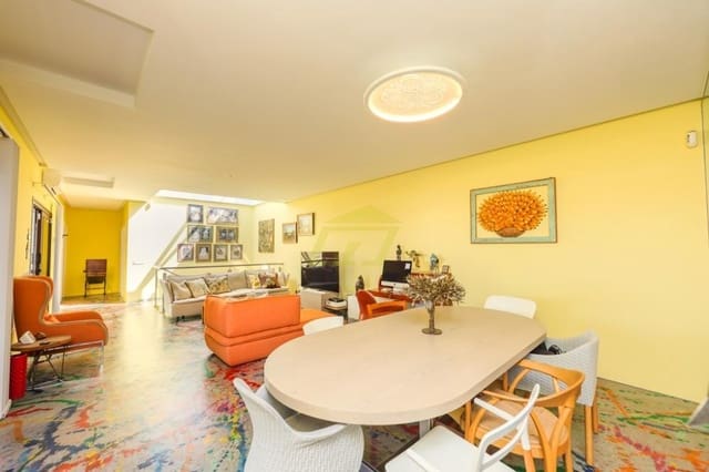 4 bedroom Villa for sale in Playa Blanca, Yaiza - € 887,000 (Ref: 9458487)