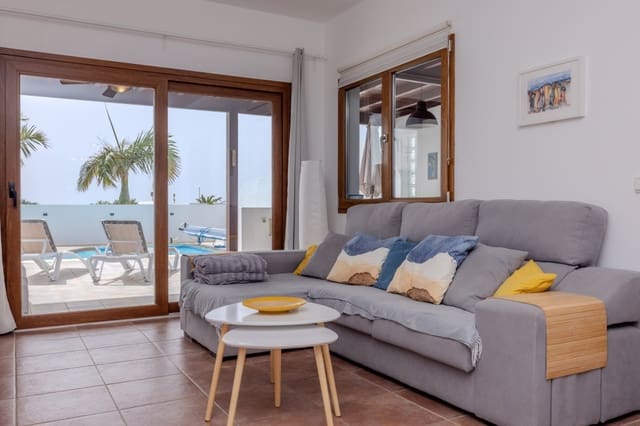 3 makuuhuone Huvila myytävänä paikassa Playa Blanca, Yaiza mukana uima-altaan - 549 000 € (Ref: 9458490)