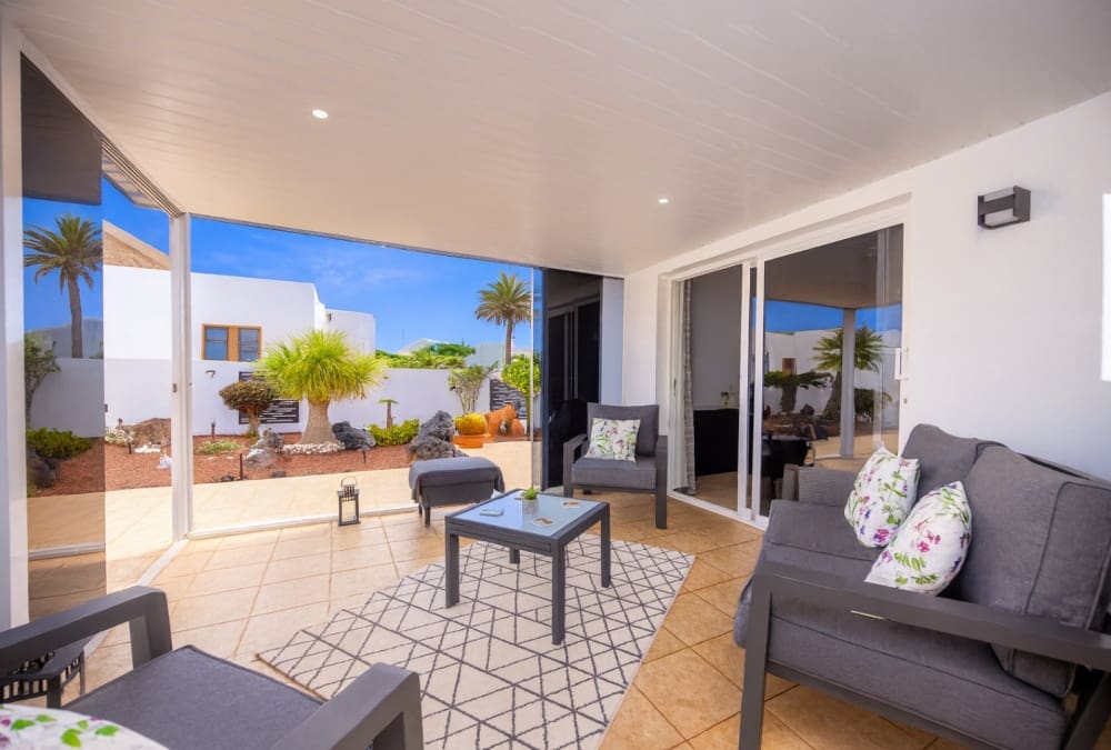 3 chambre Villa/Maison à vendre à Yaiza avec piscine - 565 000 € (Ref: 9458491)