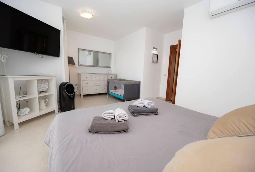 3 quarto Moradia para venda em Playa Blanca com piscina - 597 500 € (Ref: 9458492)