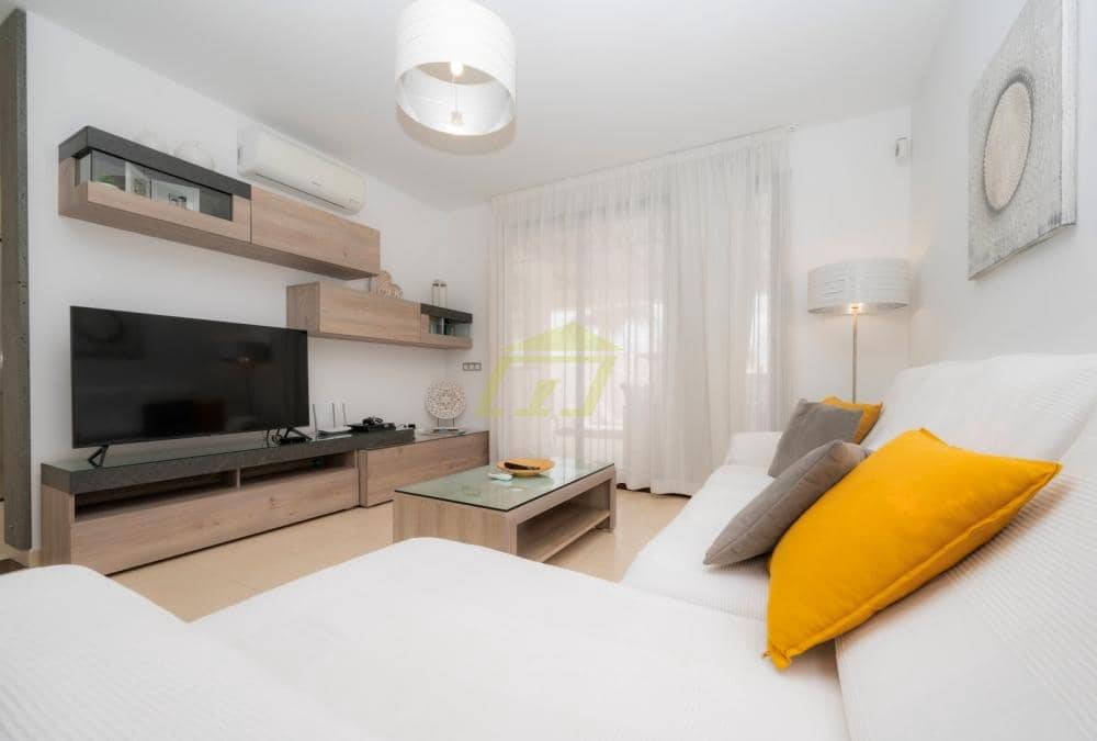 3 makuuhuone Huvila myytävänä paikassa Playa Blanca mukana uima-altaan - 597 500 € (Ref: 9458492)