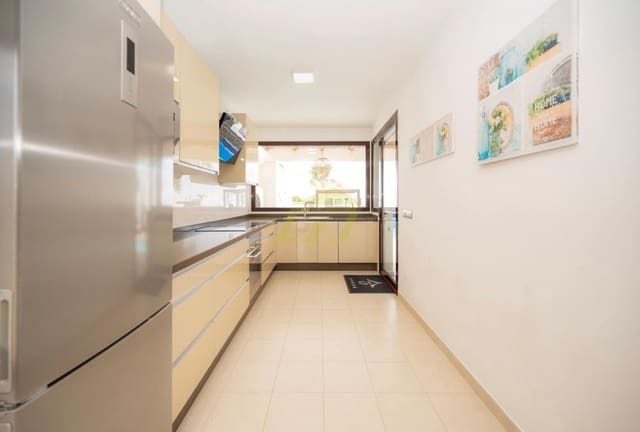 3 soveværelse Villa til salg i Playa Blanca, Yaiza med swimmingpool - € 597.500 (Ref: 9458492)