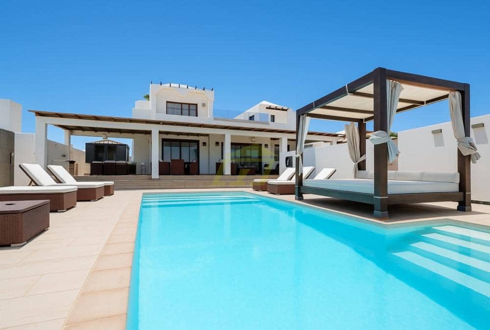 3 makuuhuone Huvila myytävänä paikassa Playa Blanca mukana uima-altaan - 597 500 € (Ref: 9458492)