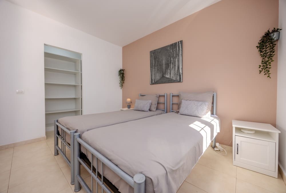 5 soveværelse Villa til salg i Playa Blanca med swimmingpool - € 699.000 (Ref: 9458498)