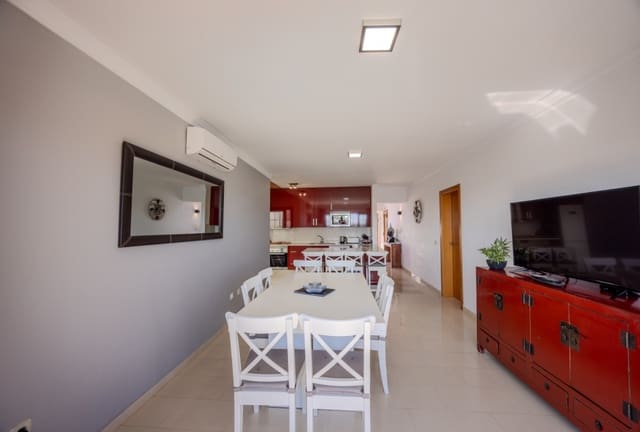5 Zimmer Villa zu verkaufen in Playa Blanca, Yaiza mit Pool - 699.000 € (Ref: 9458498)