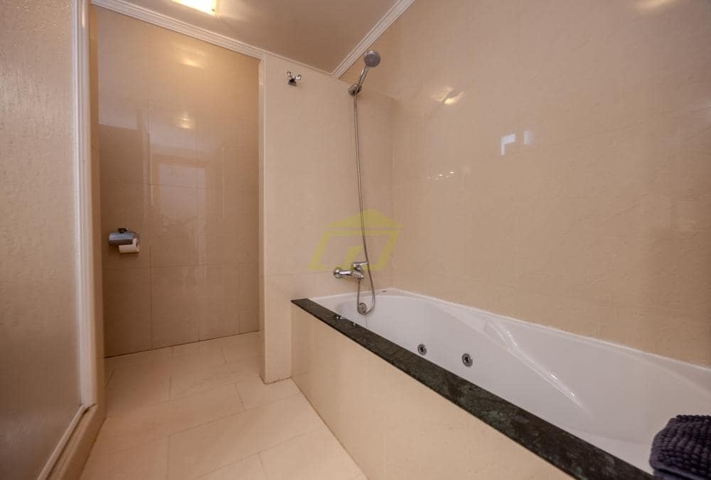 5 quarto Moradia para venda em Playa Blanca com piscina - 699 000 € (Ref: 9458498)