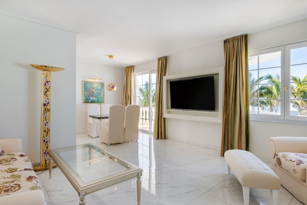 4 soverom Villa til salgs i Puerto Calero med svømmebasseng - € 2 400 000 (Ref: 9458499)