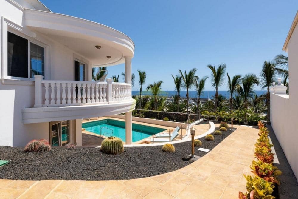 4 bedroom Villa for sale in Puerto Calero with pool - € 2,400,000 (Ref: 9458499)