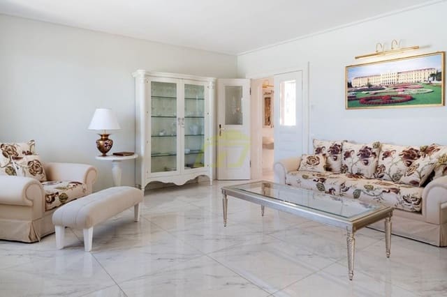 Chalet de 4 habitaciones en Puerto Calero, Yaiza en venta con piscina - 2.400.000 € (Ref: 9458499)