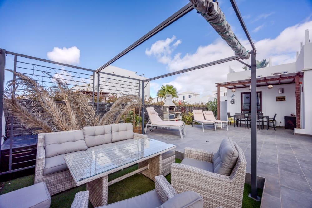 3 soveværelse Villa til salg i Playa Blanca med swimmingpool - € 475.000 (Ref: 9458503)