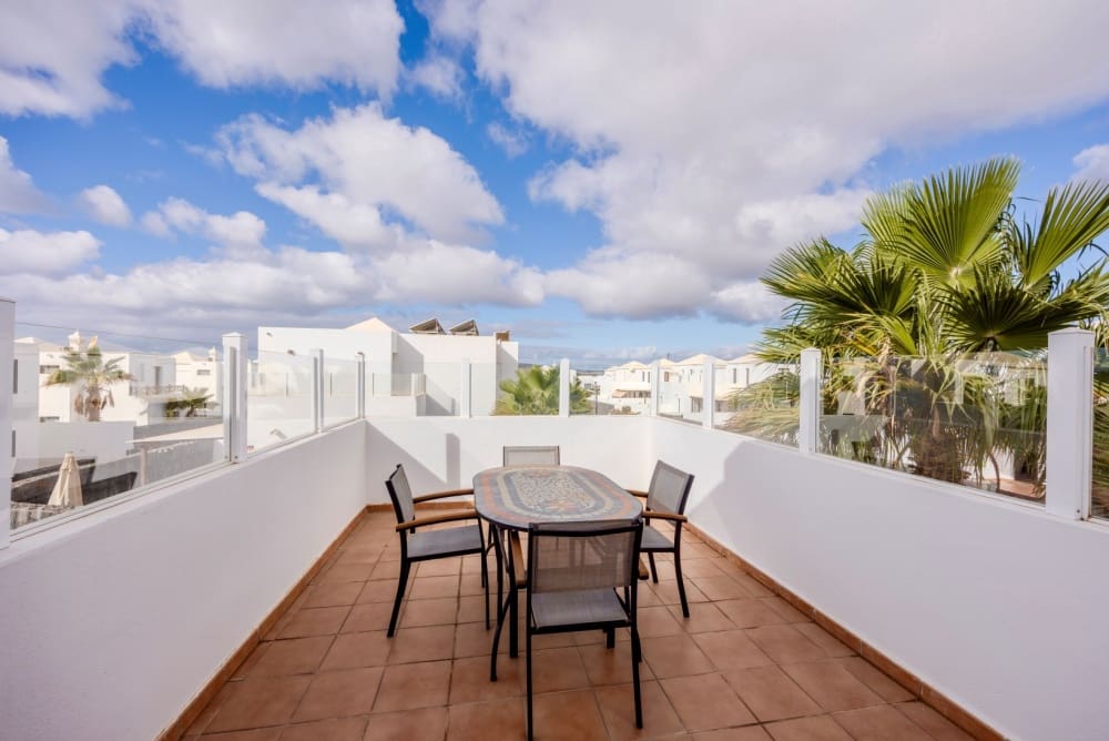 3 soveværelse Villa til salg i Playa Blanca med swimmingpool - € 475.000 (Ref: 9458503)