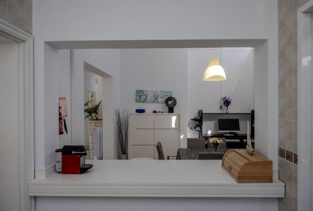 3 soveværelse Villa til salg i Playa Blanca, Yaiza med swimmingpool - € 565.000 (Ref: 9458504)