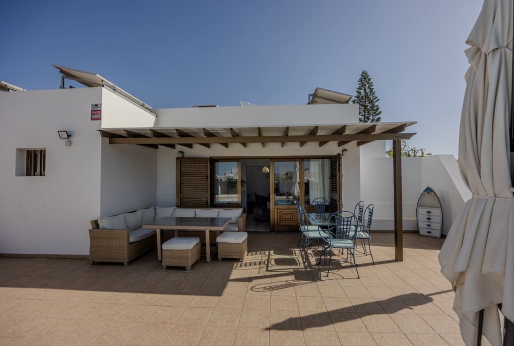 3 soveværelse Villa til salg i Playa Blanca med swimmingpool - € 565.000 (Ref: 9458504)