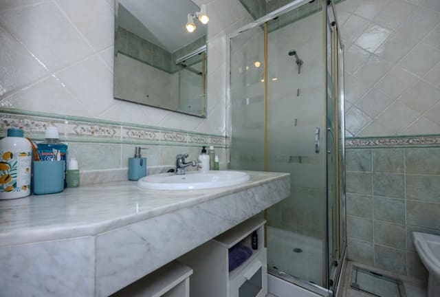 3 soveværelse Villa til salg i Playa Blanca, Yaiza med swimmingpool - € 565.000 (Ref: 9458504)