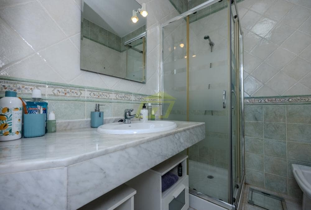 3 soveværelse Villa til salg i Playa Blanca med swimmingpool - € 565.000 (Ref: 9458504)