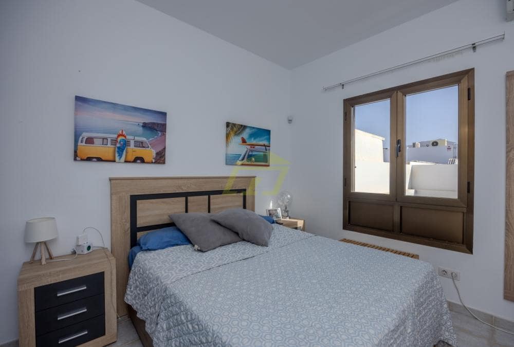 3 soveværelse Villa til salg i Playa Blanca med swimmingpool - € 565.000 (Ref: 9458504)