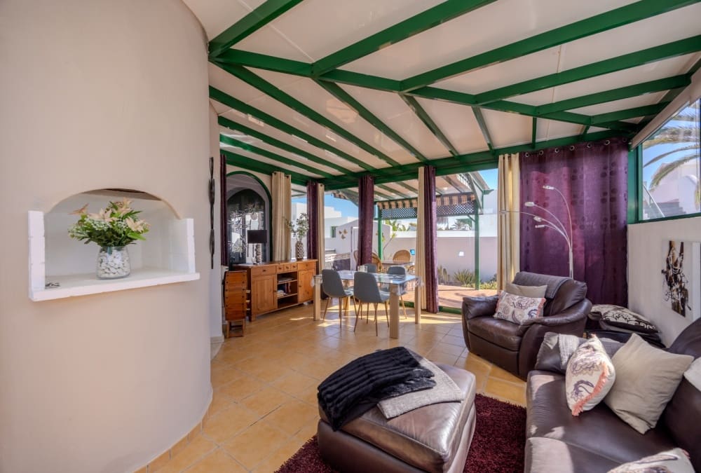 2 Zimmer Villa zu verkaufen in Playa Blanca mit Pool - 329.000 € (Ref: 9458505)