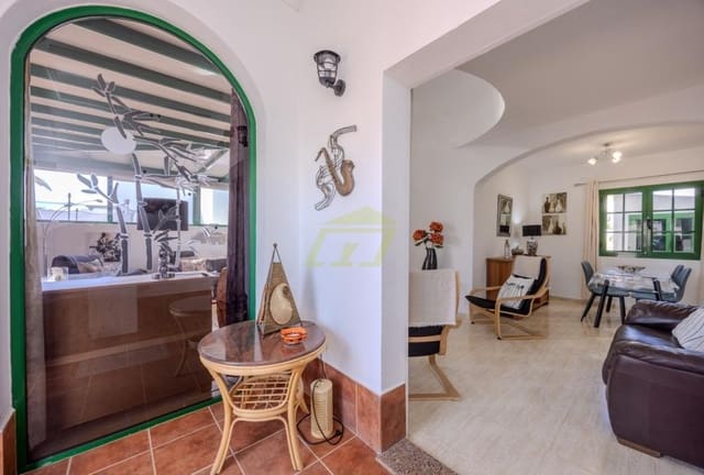 2 camera da letto Villa in vendita in Playa Blanca, Yaiza con piscina - 329.000 € (Rif: 9458505)