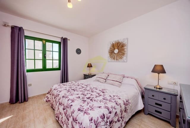 2 camera da letto Villa in vendita in Playa Blanca, Yaiza con piscina - 329.000 € (Rif: 9458505)