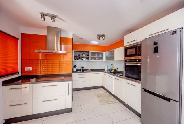 3 sovrum Bungalow till salu i Playa Blanca, Yaiza - 395 000 € (Ref: 9458507)