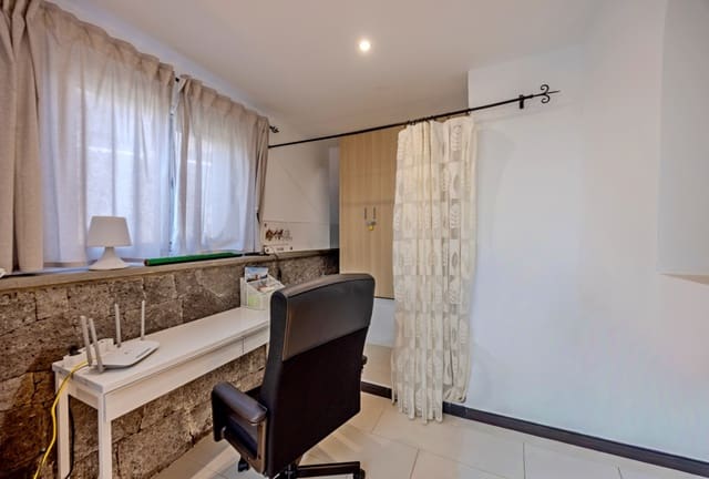 3 sovrum Bungalow till salu i Playa Blanca, Yaiza - 395 000 € (Ref: 9458507)