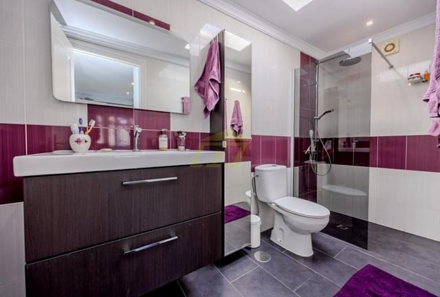 3 slaapkamer Villa te koop in Playa Blanca, Yaiza - € 395.000 (Ref: 9458507)