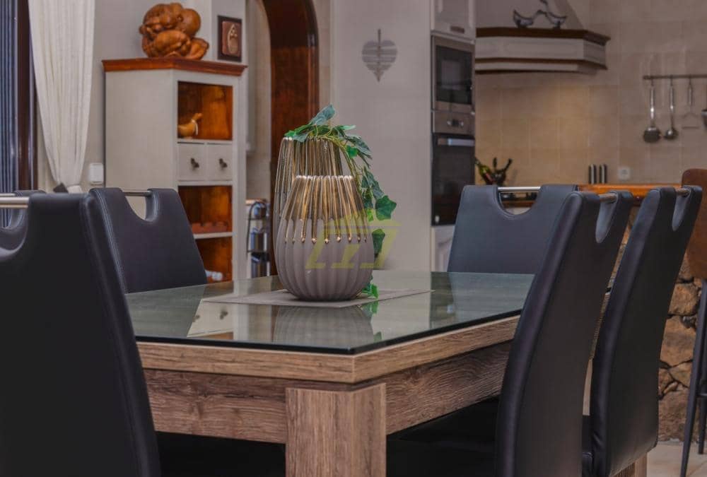 7 bedroom Villa for sale in Las Brenas with pool - € 1,150,000 (Ref: 9458509)