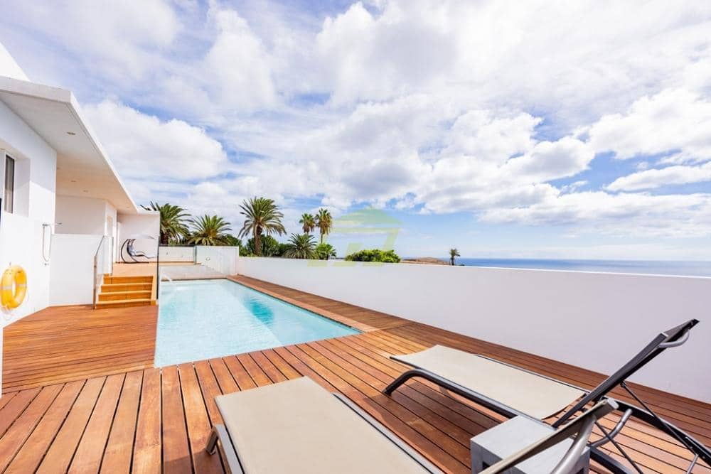 3 soverom Villa til salgs i Tias med svømmebasseng - € 1 240 000 (Ref: 9458511)