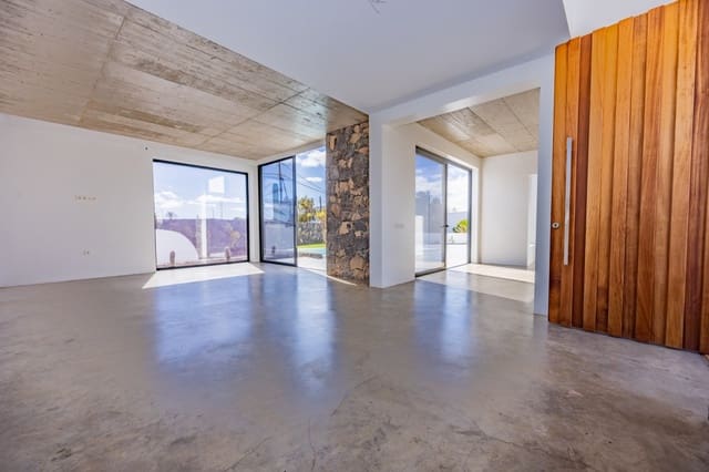 3 Zimmer Villa zu verkaufen in Teguise mit Pool - 600.000 € (Ref: 9458512)