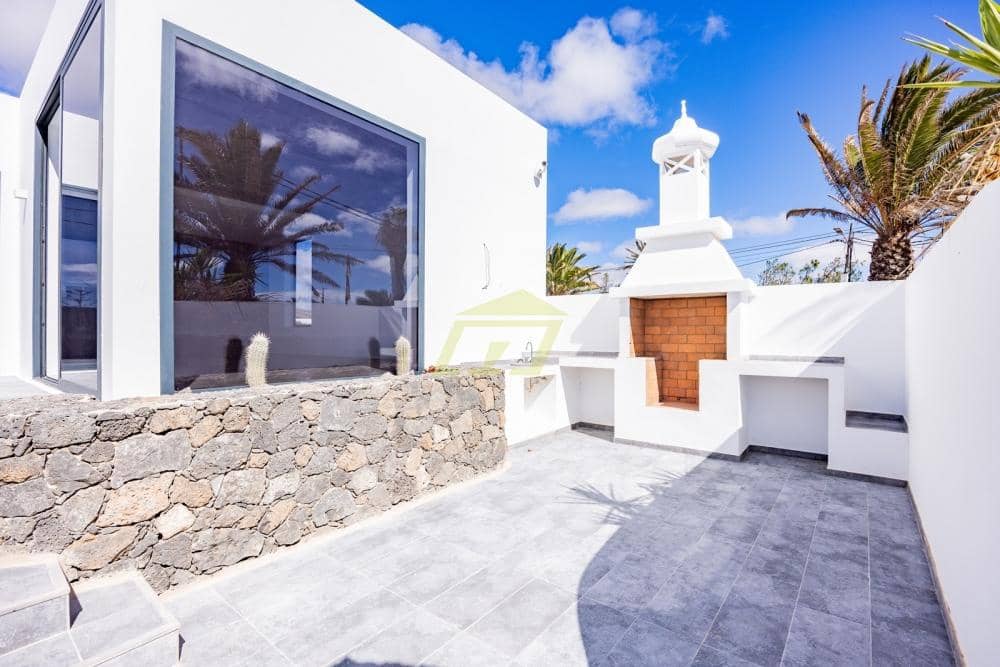 3 camera da letto Villa in vendita in Teguise con piscina - 600.000 € (Rif: 9458512)