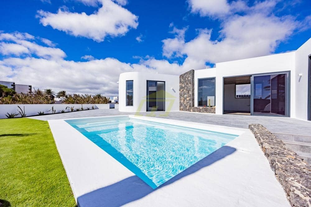 3 camera da letto Villa in vendita in Teguise con piscina - 600.000 € (Rif: 9458512)