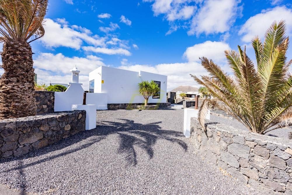 3 camera da letto Villa in vendita in Teguise con piscina - 600.000 € (Rif: 9458512)