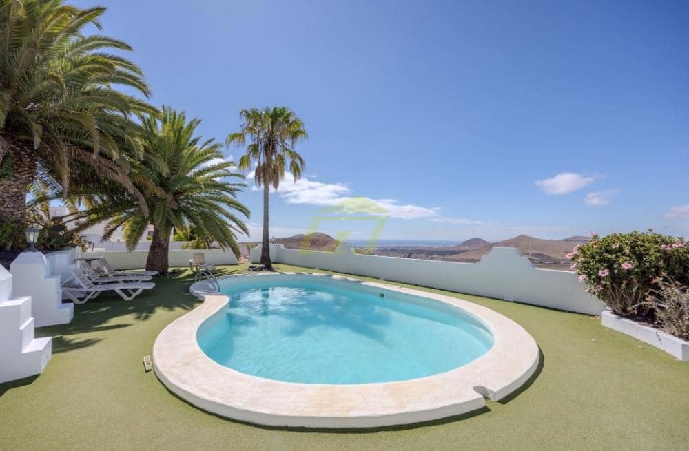 4 chambre Villa/Maison à vendre à Nazaret avec piscine - 590 000 € (Ref: 9458514)