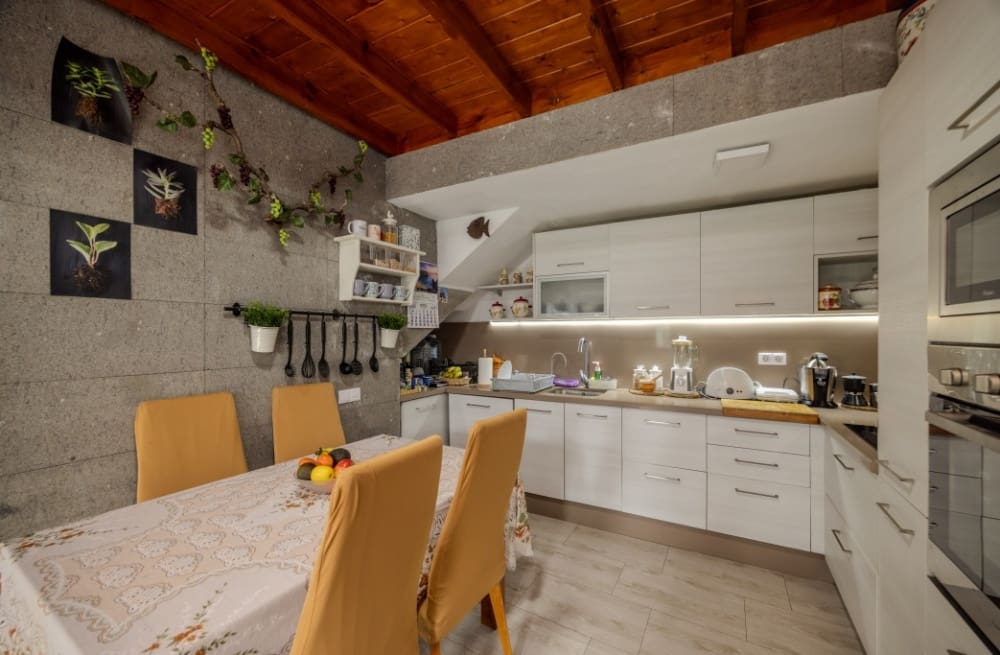 3 sovrum Villa till salu i Haria - 285 000 € (Ref: 9458516)