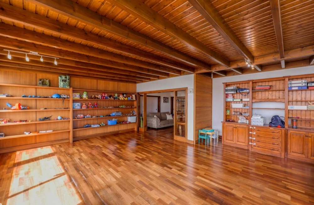 5 bedroom Villa for sale in Tahiche with pool - € 740,000 (Ref: 9458518)