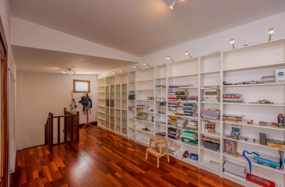 5 bedroom Villa for sale in Tahiche with pool - € 740,000 (Ref: 9458518)