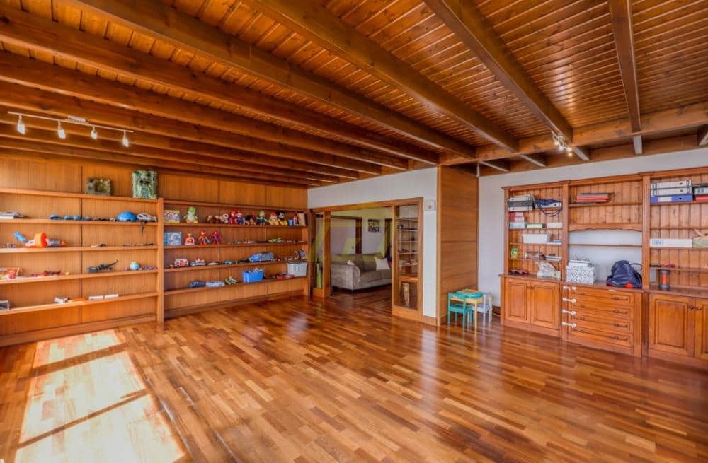 5 soverom Villa til salgs i Tahiche med svømmebasseng - € 740 000 (Ref: 9458518)