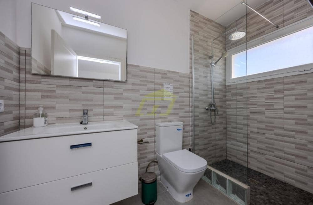 5 soveværelse Villa til salg i El Cuchillo med swimmingpool - € 650.000 (Ref: 9458520)