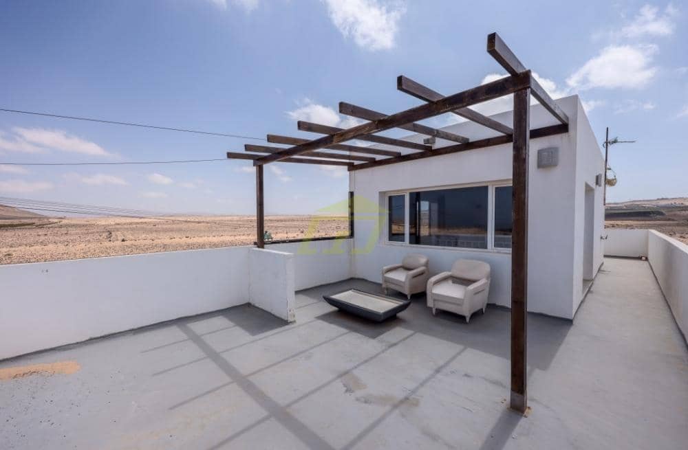 5 soveværelse Villa til salg i El Cuchillo med swimmingpool - € 650.000 (Ref: 9458520)