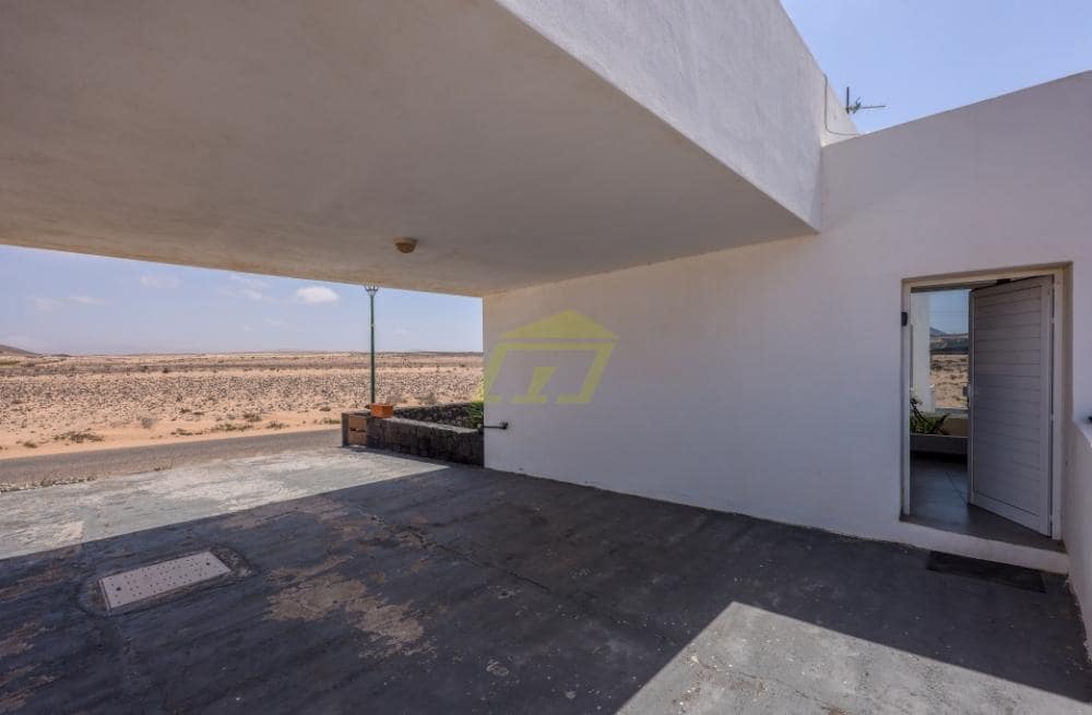 5 soveværelse Villa til salg i El Cuchillo med swimmingpool - € 650.000 (Ref: 9458520)