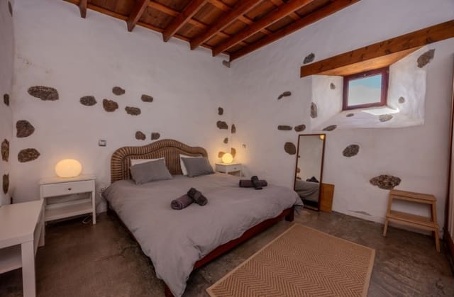 3 Zimmer Villa zu verkaufen in Los Valles, Teguise mit Pool - 775.000 € (Ref: 9458521)