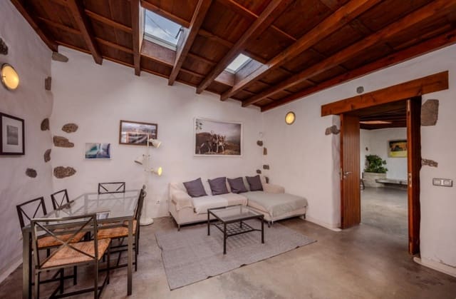 3 Zimmer Villa zu verkaufen in Los Valles, Teguise mit Pool - 775.000 € (Ref: 9458521)