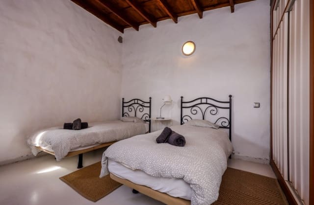 3 Zimmer Villa zu verkaufen in Los Valles, Teguise mit Pool - 775.000 € (Ref: 9458521)