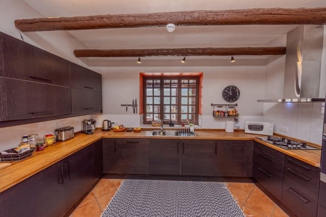 8 sypialnia Willa na sprzedaż w Guime, San Bartolomé z basenem - 843 000 € (Ref: 9458525)